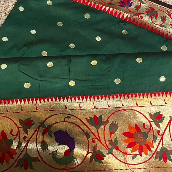 Big border Green Paithni silk saree - Picture 6 of 8